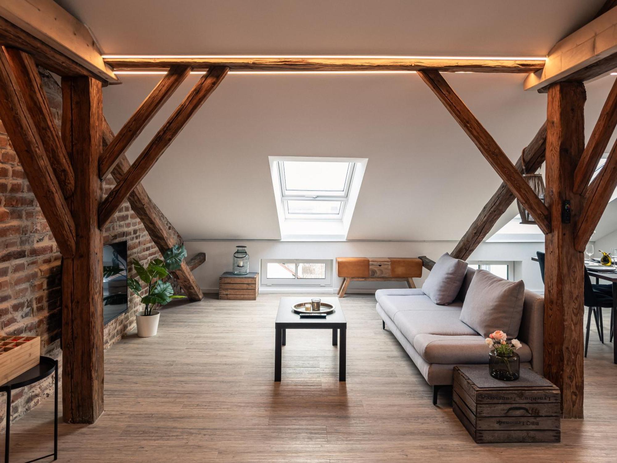 Crest - Riverside Lofts Mit Parken I Balkon I Kueche I Regendusche Passau Bagian luar foto