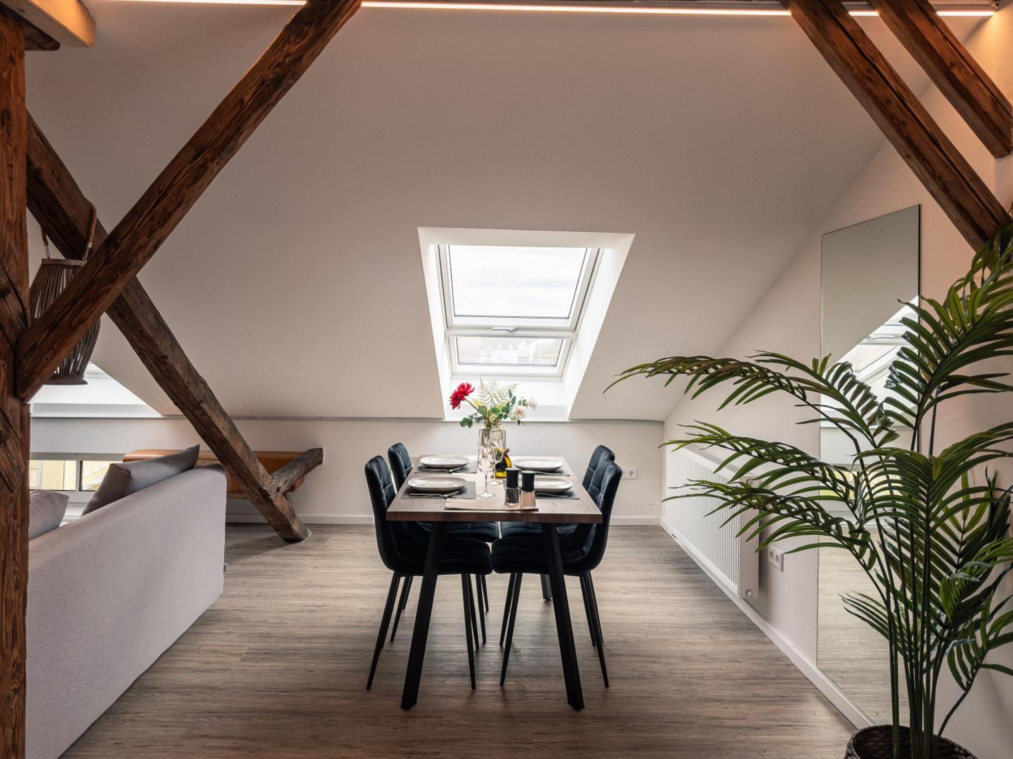 Crest - Riverside Lofts Mit Parken I Balkon I Kueche I Regendusche Passau Bagian luar foto