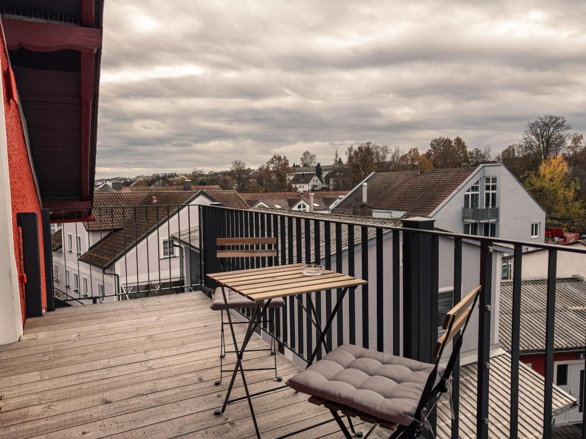 Crest - Riverside Lofts Mit Parken I Balkon I Kueche I Regendusche Passau Bagian luar foto